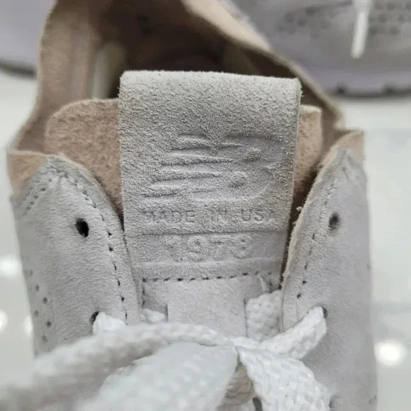 Limited Edition New Balance ML 1978HK Nubuck Suede Sneakers - Picture 13 of 15